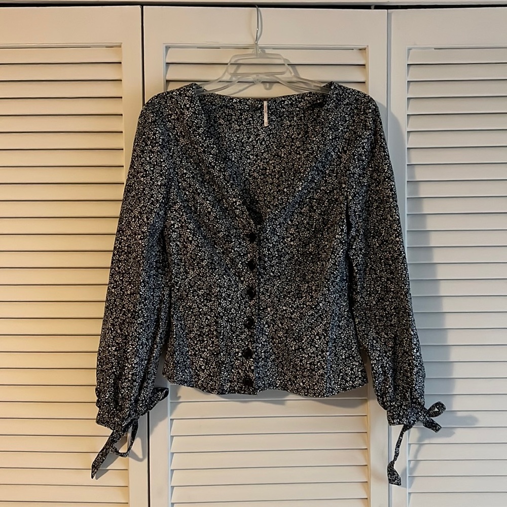 Free people black and white floral top